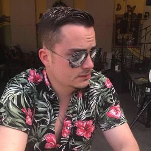 Meet your Posher, Andrew